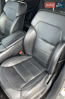 Внедорожник / Кроссовер Mercedes-Benz M-Class 2014 в 