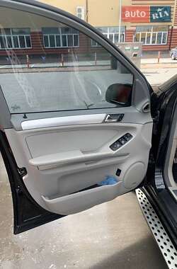Внедорожник / Кроссовер Mercedes-Benz M-Class 2005 в Житомире