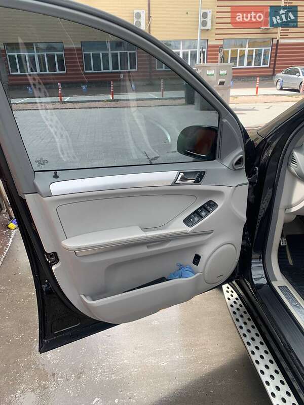 Внедорожник / Кроссовер Mercedes-Benz M-Class 2005 в Житомире фото 11 Внедорожник / Кроссовер Mercedes-Benz M-Class 2005 в Житомире