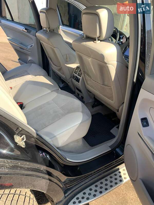 Внедорожник / Кроссовер Mercedes-Benz M-Class 2005 в Житомире фото 23 Внедорожник / Кроссовер Mercedes-Benz M-Class 2005 в Житомире