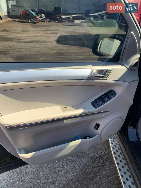 Внедорожник / Кроссовер Mercedes-Benz M-Class 2005 в Житомире фото 32 Внедорожник / Кроссовер Mercedes-Benz M-Class 2005 в Житомире