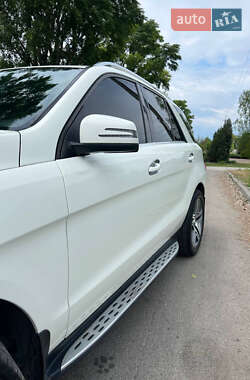 Внедорожник / Кроссовер Mercedes-Benz M-Class 2012 в 