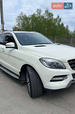 Внедорожник / Кроссовер Mercedes-Benz M-Class 2012 в 