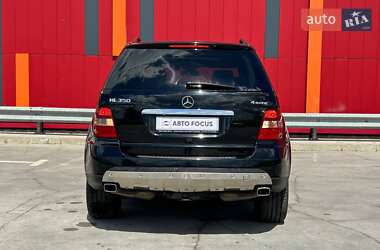 Позашляховик / Кросовер Mercedes-Benz M-Class 2007 в 