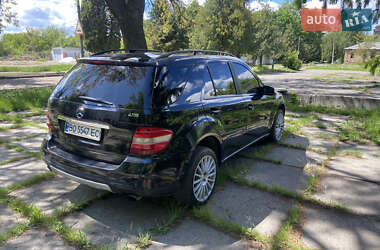 Внедорожник / Кроссовер Mercedes-Benz M-Class 2006 в 