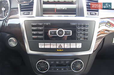 Внедорожник / Кроссовер Mercedes-Benz M-Class 2014 в 