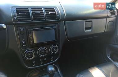 Внедорожник / Кроссовер Mercedes-Benz M-Class 2003 в 