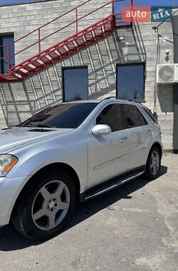 Внедорожник / Кроссовер Mercedes-Benz M-Class 2008 в 