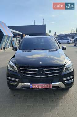Позашляховик / Кросовер Mercedes-Benz M-Class 2015 в Києві