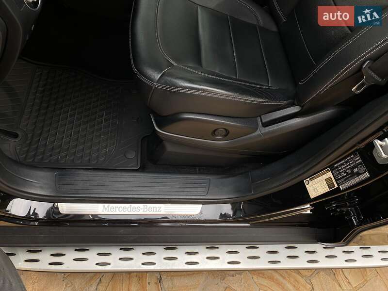 Внедорожник / Кроссовер Mercedes-Benz M-Class 2011 в Одессе