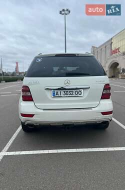 Внедорожник / Кроссовер Mercedes-Benz M-Class 2010 в 