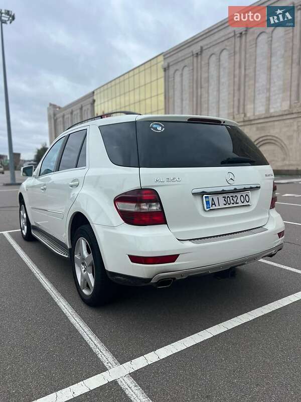 Позашляховик / Кросовер Mercedes-Benz M-Class 2010 в Тростянці фото 4 Позашляховик / Кросовер Mercedes-Benz M-Class 2010 в Тростянці