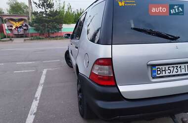 Внедорожник / Кроссовер Mercedes-Benz M-Class 2003 в 