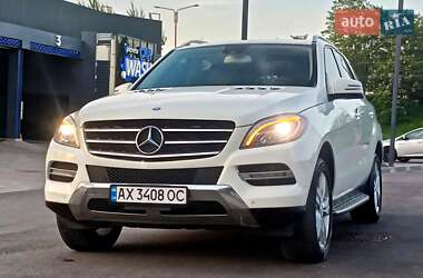 Внедорожник / Кроссовер Mercedes-Benz M-Class 2013 в 