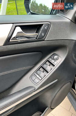 Внедорожник / Кроссовер Mercedes-Benz M-Class 2009 в 
