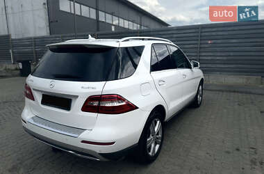 Внедорожник / Кроссовер Mercedes-Benz M-Class 2015 в 