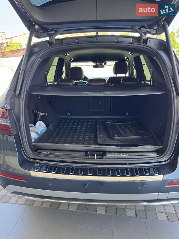 Внедорожник / Кроссовер Mercedes-Benz M-Class 2012 в Запорожье