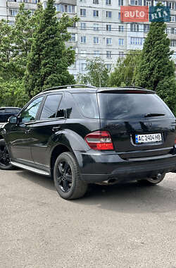 Внедорожник / Кроссовер Mercedes-Benz M-Class 2007 в 
