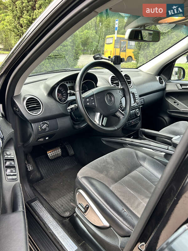 Позашляховик / Кросовер Mercedes-Benz M-Class 2007 в Сумах