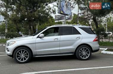 Внедорожник / Кроссовер Mercedes-Benz M-Class 2014 в 