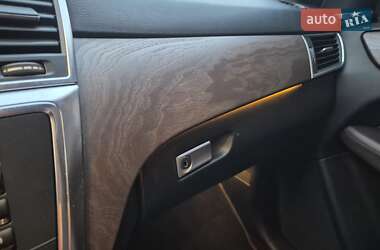 Внедорожник / Кроссовер Mercedes-Benz M-Class 2013 в 