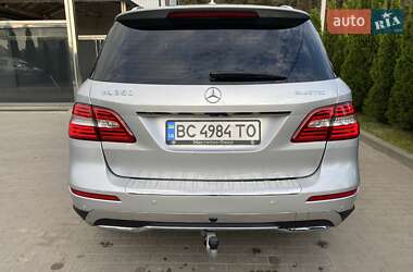Внедорожник / Кроссовер Mercedes-Benz M-Class 2013 в 