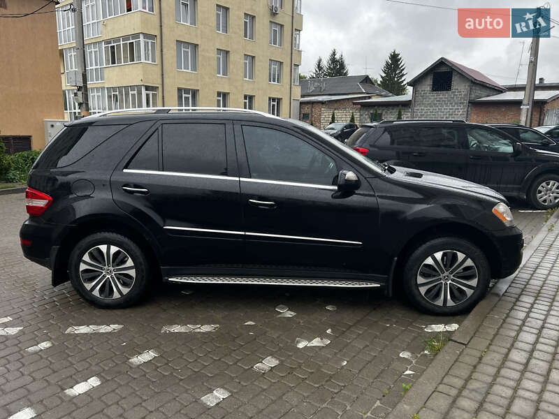 Позашляховик / Кросовер Mercedes-Benz M-Class 2009 в Львові