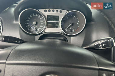 Внедорожник / Кроссовер Mercedes-Benz M-Class 2007 в 