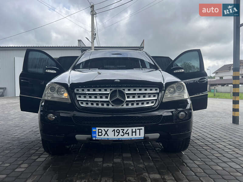 Позашляховик / Кросовер Mercedes-Benz M-Class 2007 в Старокостянтинові