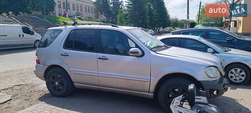 Mercedes-Benz M-Class 2003