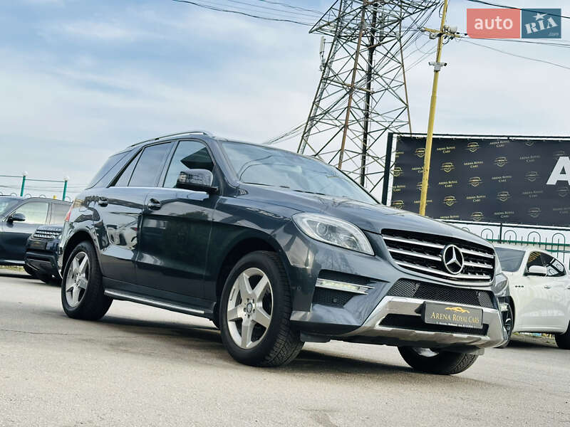 Позашляховик / Кросовер Mercedes-Benz M-Class 2013 в Харкові