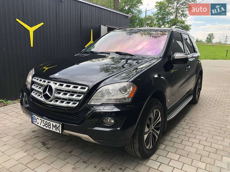 Mercedes-Benz M-Class 2009