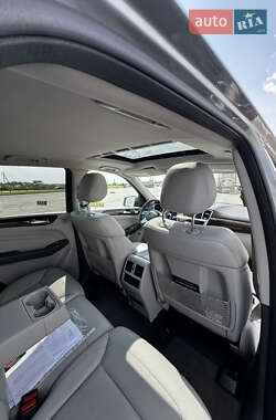 Внедорожник / Кроссовер Mercedes-Benz M-Class 2014 в 