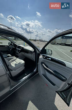 Внедорожник / Кроссовер Mercedes-Benz M-Class 2014 в 