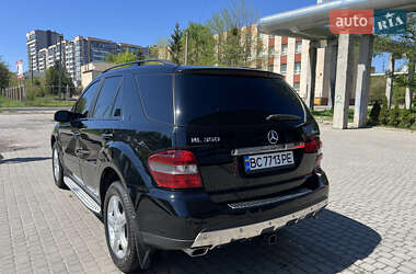 Позашляховик / Кросовер Mercedes-Benz M-Class 2007 в 