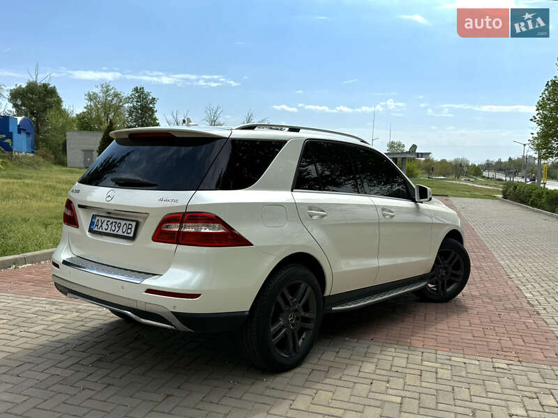 Внедорожник / Кроссовер Mercedes-Benz M-Class 2012 в Харькове