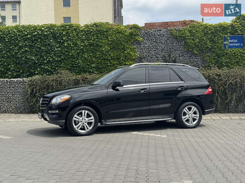 Внедорожник / Кроссовер Mercedes-Benz M-Class 2013 в Черновцах
