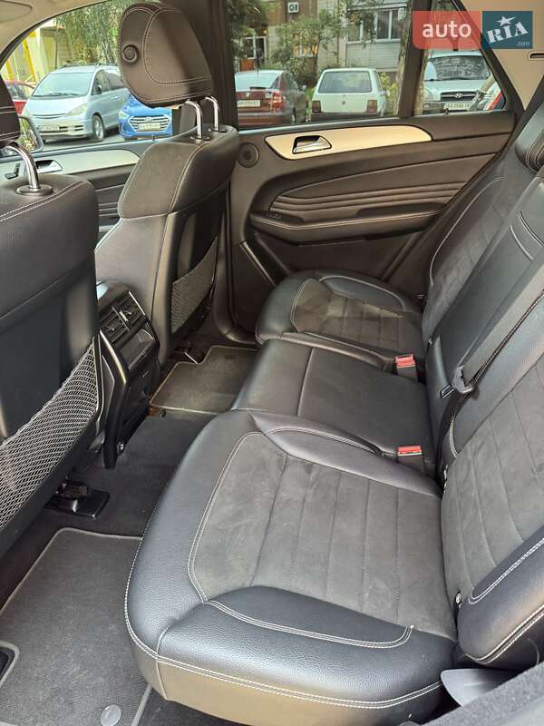 Позашляховик / Кросовер Mercedes-Benz M-Class 2013 в Києві