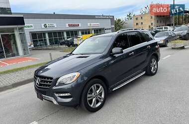 Внедорожник / Кроссовер Mercedes-Benz M-Class 2013 в 