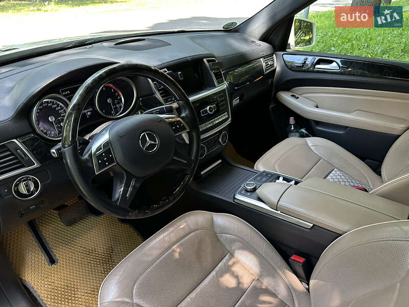 Внедорожник / Кроссовер Mercedes-Benz M-Class 2013 в Харькове