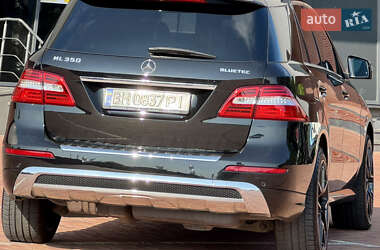 Внедорожник / Кроссовер Mercedes-Benz M-Class 2013 в 