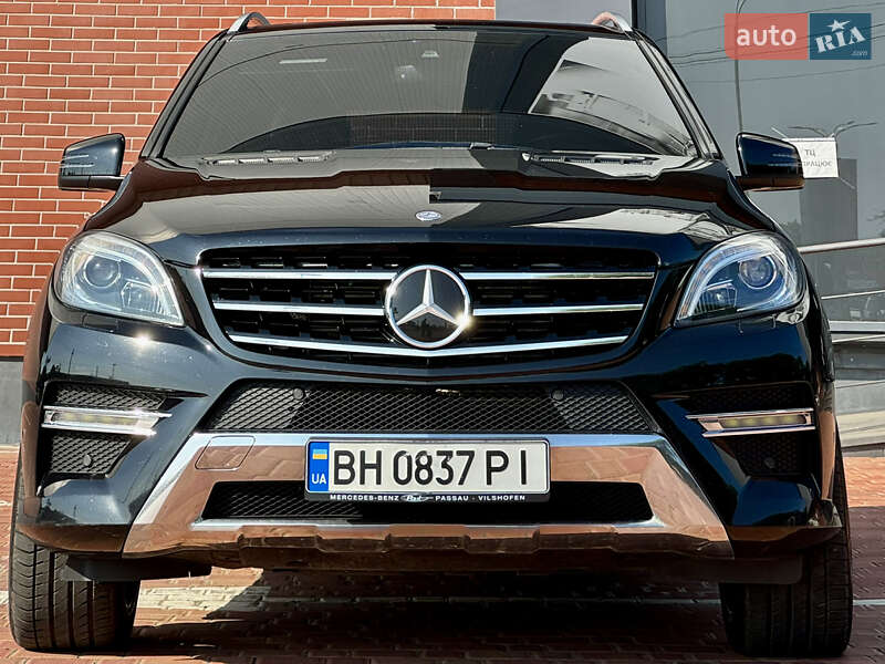 Внедорожник / Кроссовер Mercedes-Benz M-Class 2013 в Одессе