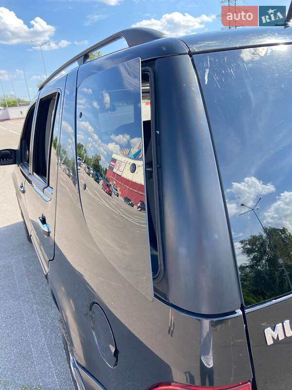 Внедорожник / Кроссовер Mercedes-Benz M-Class 2002 в Киеве