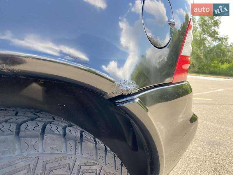 Внедорожник / Кроссовер Mercedes-Benz M-Class 2002 в Киеве