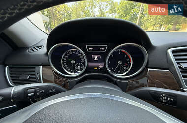 Внедорожник / Кроссовер Mercedes-Benz M-Class 2013 в 