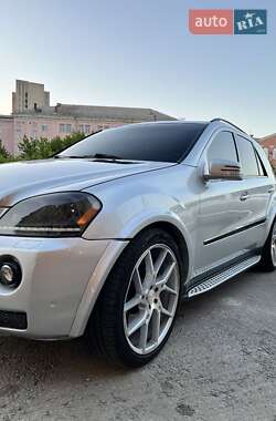 Внедорожник / Кроссовер Mercedes-Benz M-Class 2007 в 