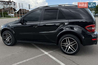 Внедорожник / Кроссовер Mercedes-Benz M-Class 2010 в 