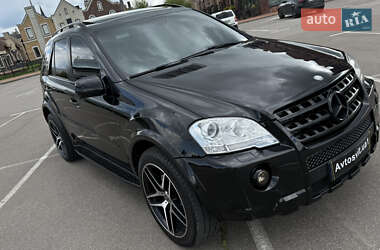 Внедорожник / Кроссовер Mercedes-Benz M-Class 2010 в 