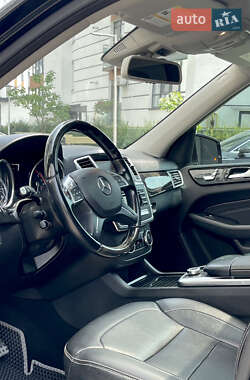 Внедорожник / Кроссовер Mercedes-Benz M-Class 2014 в 