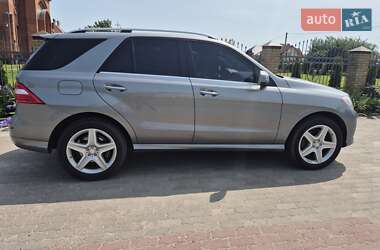 Позашляховик / Кросовер Mercedes-Benz M-Class 2013 в Луцьку